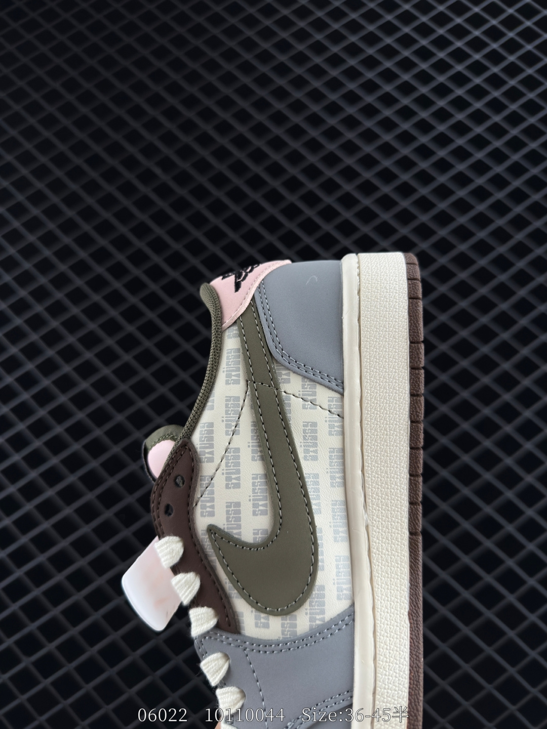 fragment design x Travis Scott x Nike Air Jordan 1 Low OG SP”Black/Green Toe“